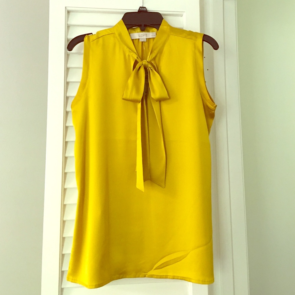 Tie neck blouse